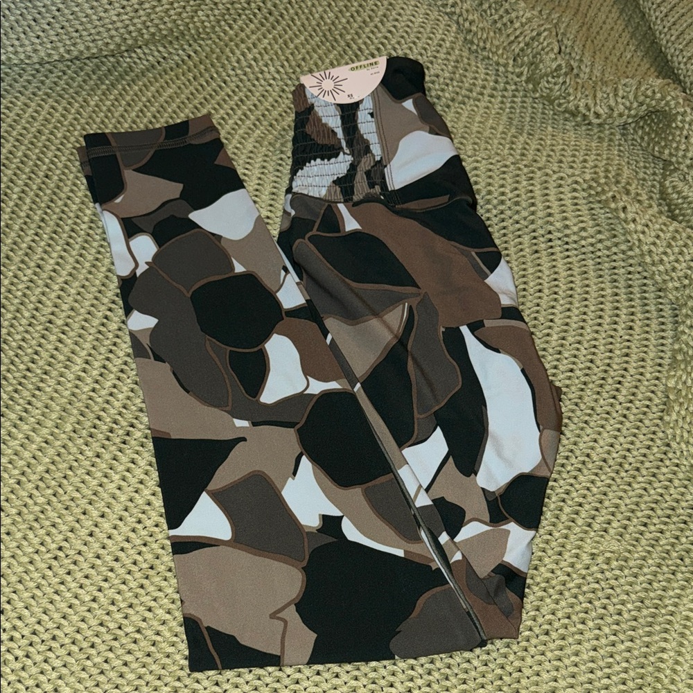 aerie High-Waist Camouflage Leggings in green and  White